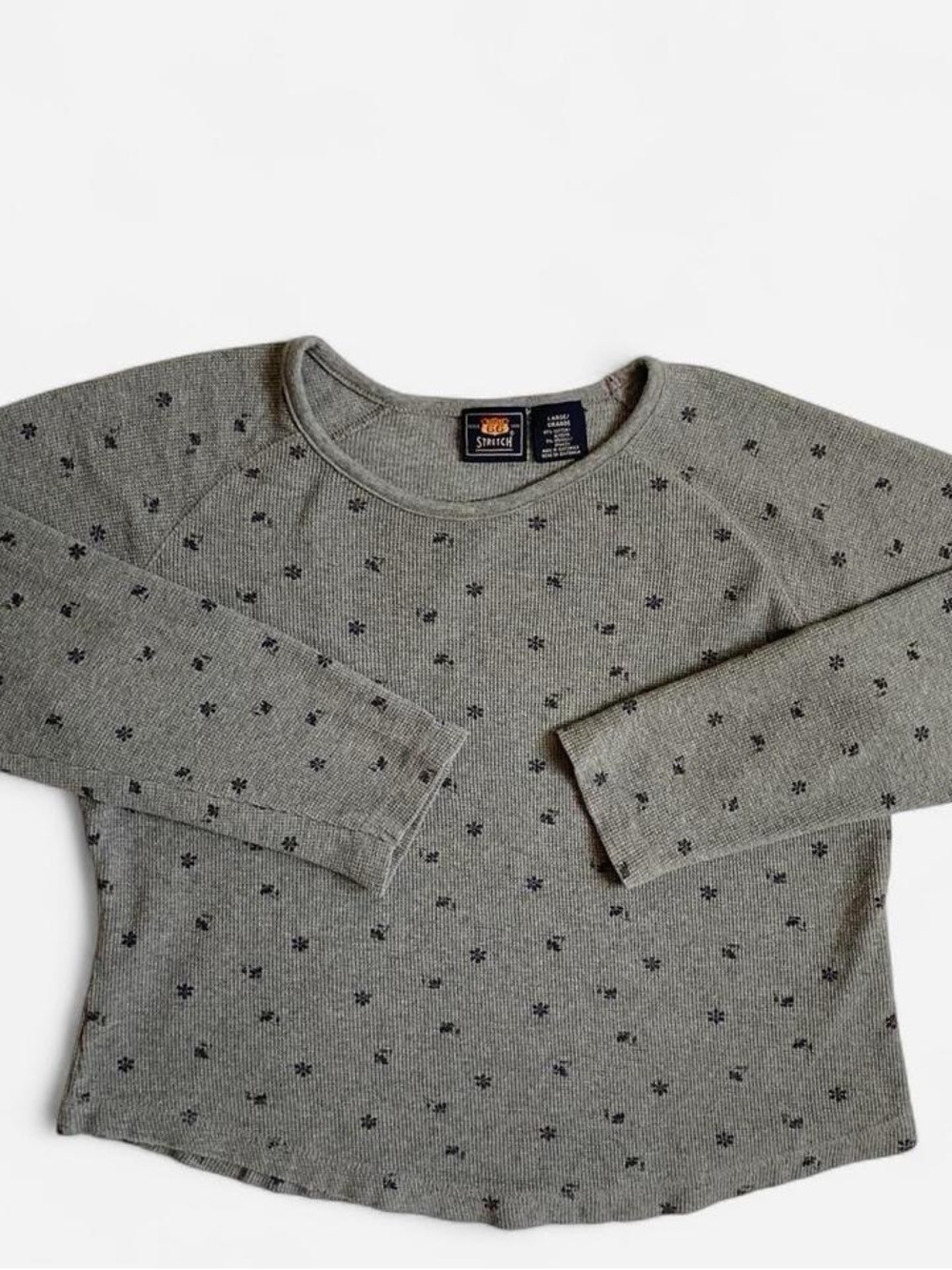 Vintage gray waffle knit long sleeve boxy floral tee